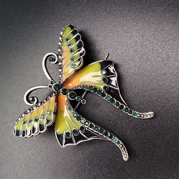 Enamel Butterfly - Picture 4 of 5